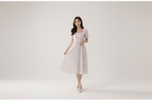 Load image into Gallery viewer, Sage floral mom dress