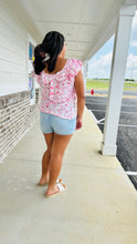 Load image into Gallery viewer, Pink bow shirt
