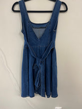 Load image into Gallery viewer, Denim dress
