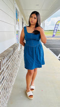 Load image into Gallery viewer, Denim dress

