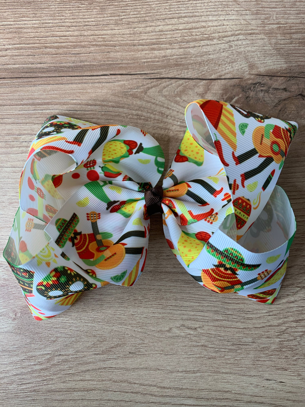 Fiesta bow