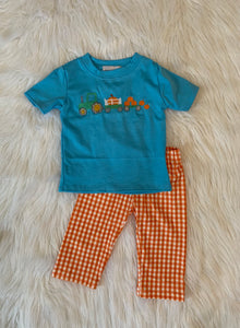 Tractor pumpkin boy set